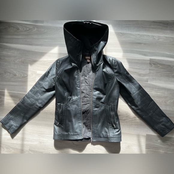 Black Danier Leather Jacket - Picture 1 of 3